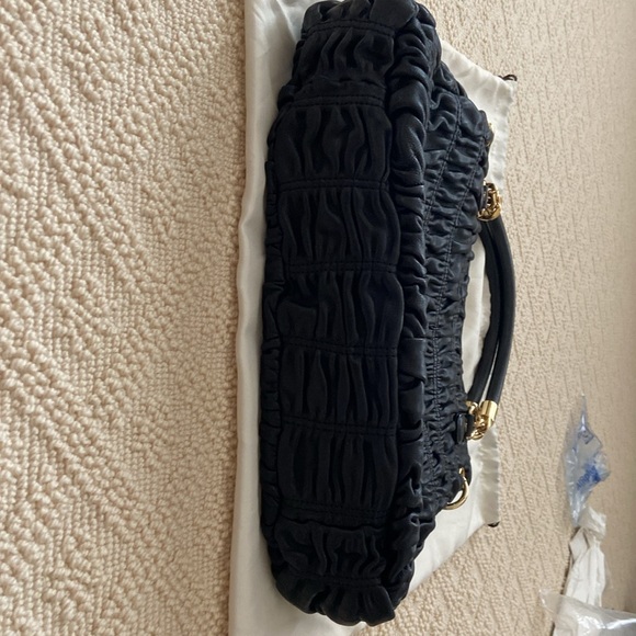 MICHAEL KORS BLACK QUILTED BAG! - Picture 6 of 10